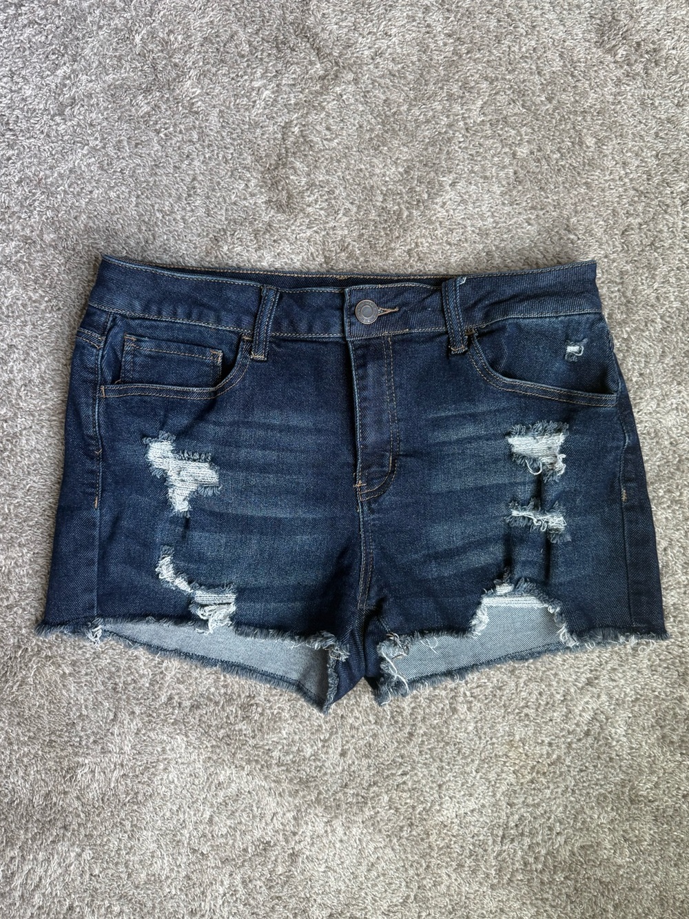 SO Distressed High Rise Shortie 15/32W